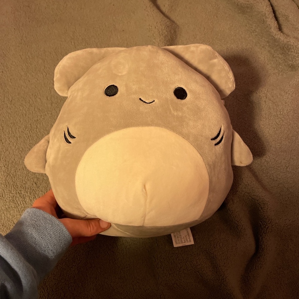 squishmallow hammerhead shark “Tank”